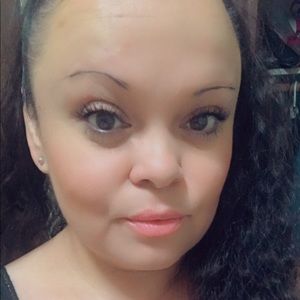 Meet your Posher, Noemi